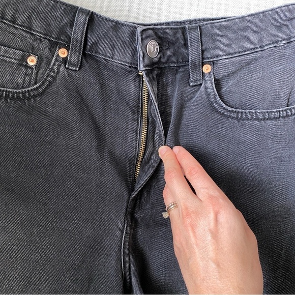 H&M 100% Cotton Washed Black Shorts Size 6 - Picture 4 of 8